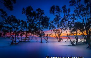 在屋内点檀香的风水宜忌 宁缺毋滥是关键