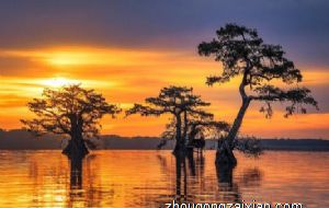 口字形吊顶风水好不好 关于吊顶的形状