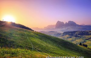 镜子对着神像好不好 神像方位摆放要合适