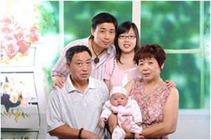 梦见已故的父母像在世时一样，并和自己生活是什么意思