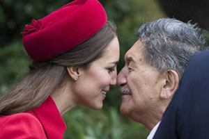 梦见久未见面的人是什么意思