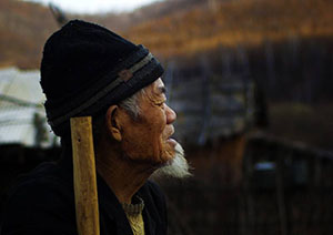 年轻的女性梦见死去的父亲是什么意思