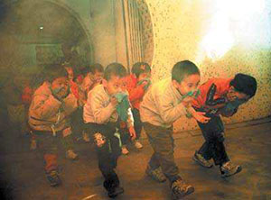 梦见小孩被大火烧死，自己却无能为力是什么意思