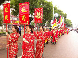 女人梦见参加迎亲队伍是什么意思