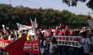 学生梦见了自己的游行队伍是什么意思