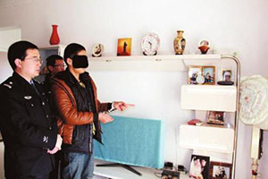 梦见自己认识的某个人成了小偷是什么意思