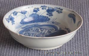 梦见自己吃完饭把碗筷丢了