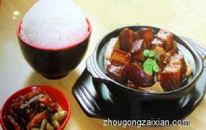 梦见女人送饭是什么意思