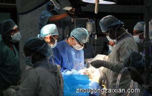 梦见别人做手术是什么意思