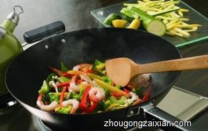 梦见在餐厅炒菜是什么意思