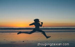 梦见自己裸奔是什么意思