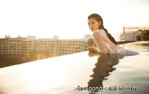 梦见被水弄湿全身是什么意思