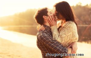 梦见和别人接吻是什么意思