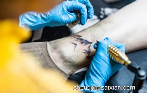 梦见朋友纹身是什么意思