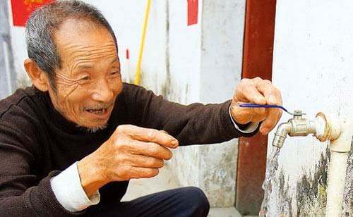 梦见死去的父亲是什么意思