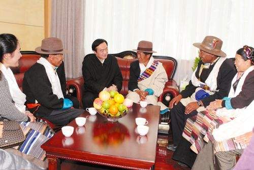 梦见全家人一起到亲戚家作客是什么意思