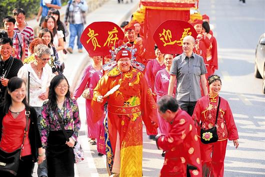 梦见迎亲的队伍是什么意思