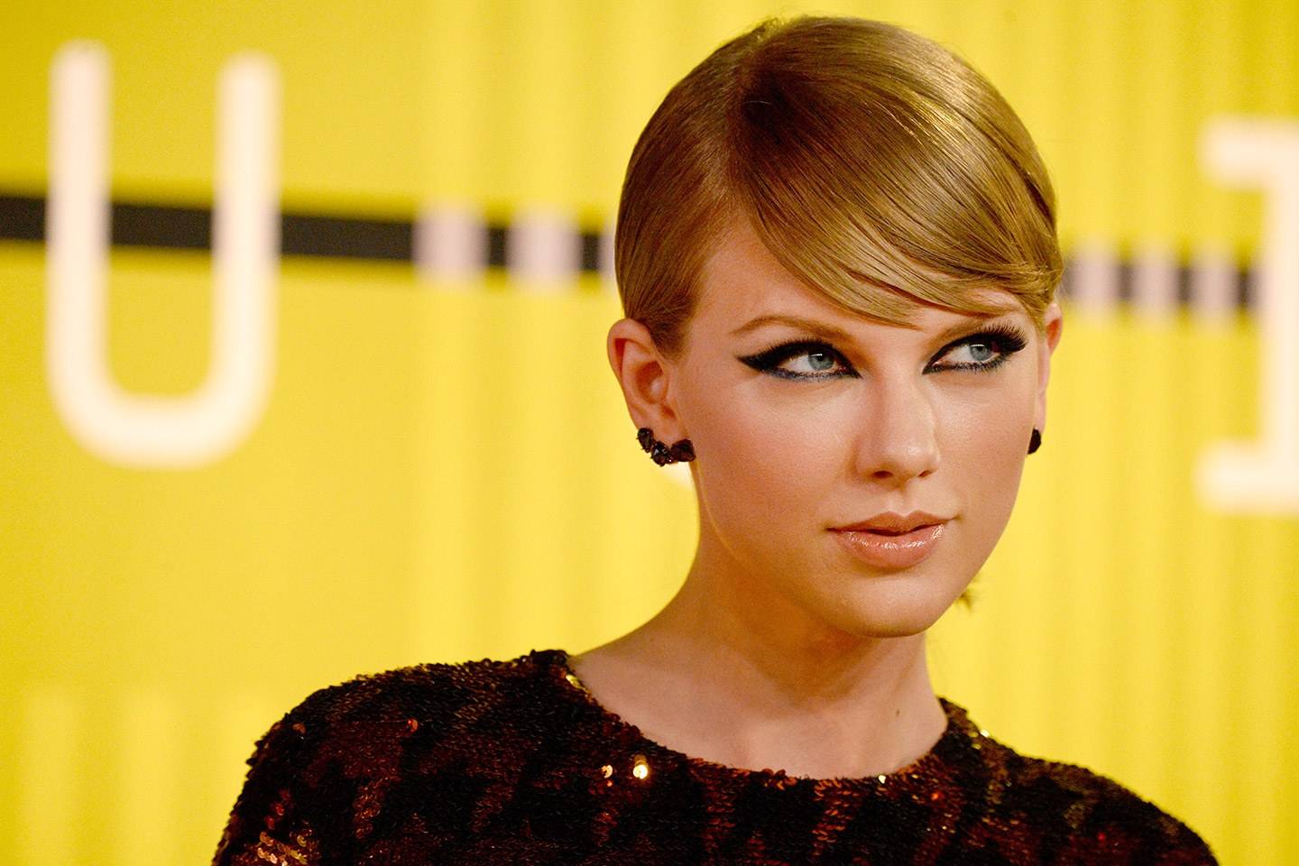 梦见和外国电影明星交谈是什么意思