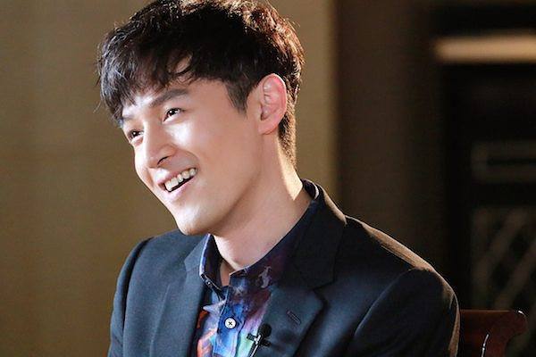 女人梦见和裸露男明星大胆交流是什么意思