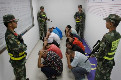 梦见小偷入室窥视，环视屋内是什么意思