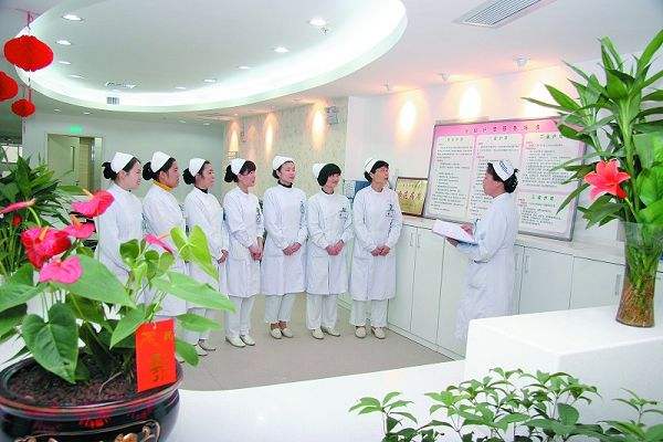 梦见自己家里雇佣一名护士是什么意思