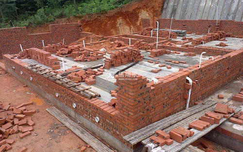 梦见修旧房子是什么意思