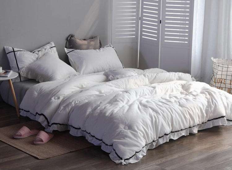 梦见下大雨淋湿被子或被子打湿是什么意思