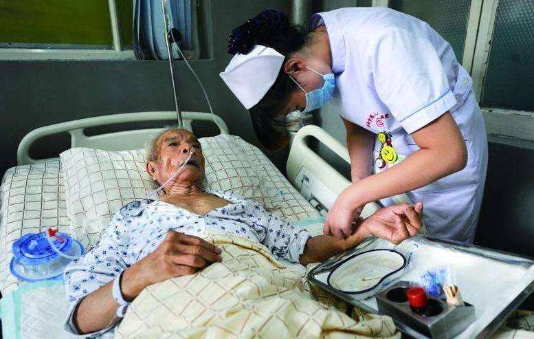 梦见已故去世死去的父亲生病是什么意思