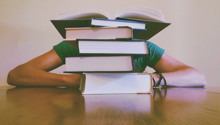 梦见上学中考是什么意思