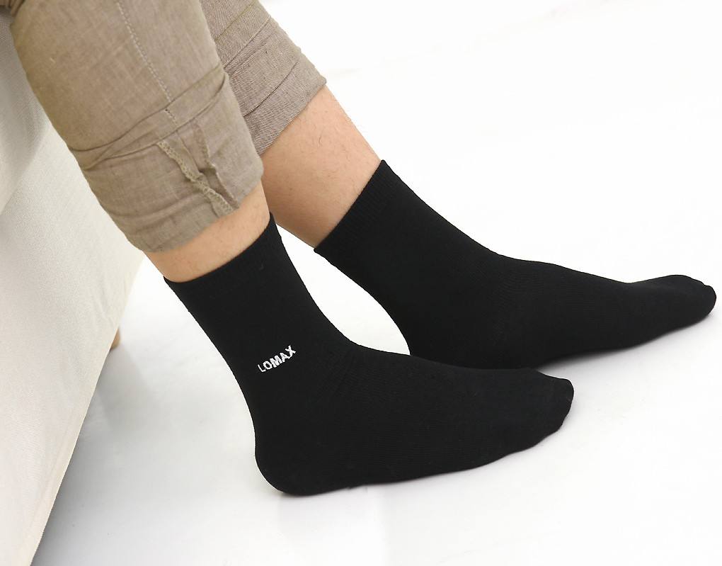 梦见袜子穿两个颜色是什么意思