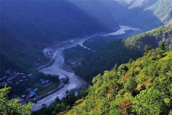 梦见在大山里是什么意思