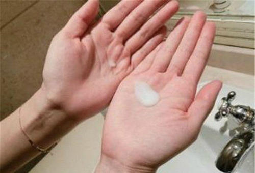 梦见手很脏洗手是什么意思