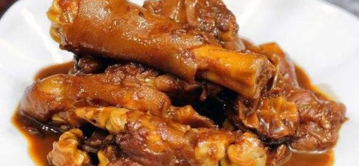 梦见吃牛蹄是什么意思