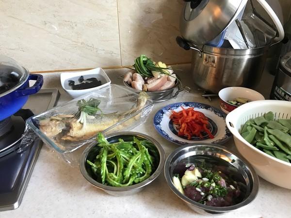 梦见我家里做好多菜是什么意思